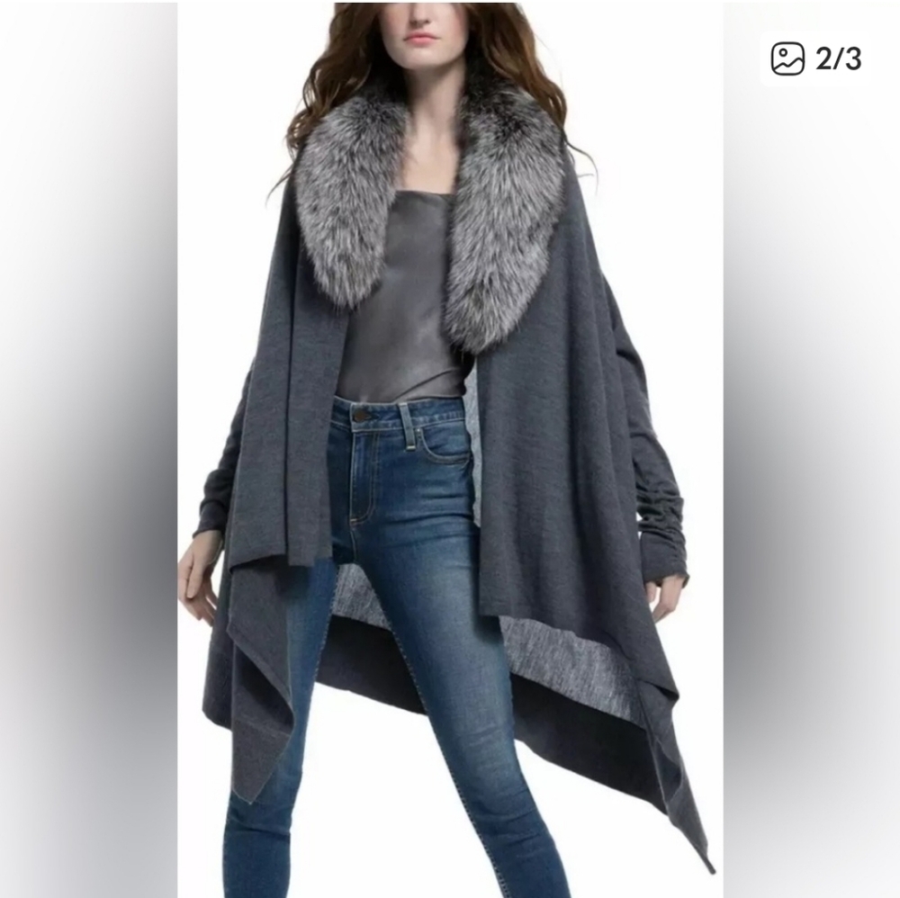 Alice + Olivia Gray Cashmere Cardigan Oversized with Removable Fur Trim Size M